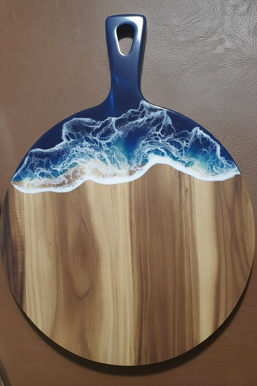 Acacia wood cutting board